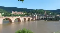 Schloss, Alte Br�cke �ber den Neckar und Heiliggeistkirche in Heidelderg (Juni 2016)
