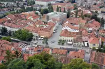 Novi trg in Ljubljanski Grad aus gesehen. Aufnahme: 1. August 2016.