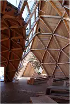 Allinge. Der 2014 er�ffnete Domen ist in einer interessanten, modernen Holzarchitektur errichtet worden. 27.08.2016