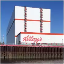 Bremen. Zweckbau der Nahrungsmittelindustrie (Kellogg's) an der Weser. 07.09.2016