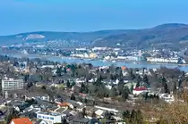 Von Rolandseck (Rheinland-Pfalz) mit Blick �ber Bonn-Mehlem, Rhein, K�nigswinter bis zum Basaltfelsen in Oberkassel - 14.03.2016
