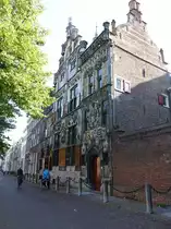 Delft, Gemeenlandshuis van Delfland, Deichamt, erbaut 1520 als Wohnhaus f�r Jan de Huyter, seit 1645 Gemeenlandshuis (23.08.2016)