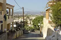 Stra�e in Alt-Platanias auf Kreta. Aufnahme: 22. Oktober 2016.