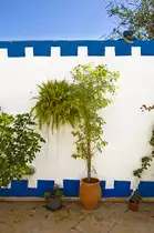 Kreta - Mauer an der Hauptstra�e von Platanias. Aufnahme: 19. oktober 2016.