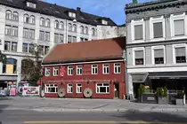 OSLO (Fylke Oslo), 08.09.2016, den R�de M�lle, einst ein norwegisches Tanzrestaurant, heute ein indisches Restaurant in der Osloer City