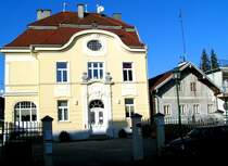  Reich u. sch�n bzw. arm u. h�sslich  k�nnte man diesen Zustand bezeichnen! 071229