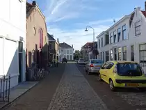 Zierikzee, H�user in der Lange Nobelstraat (25.08.2016)