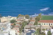 Blick auf Platanias und das Meer an der Nordseek�ste der Insel Kreta. Aufnahme: 23. Oktober 2016.