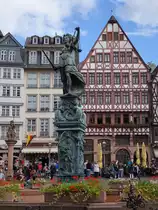 Frankfurt, Gerechtigkeitsbrunnen am R�merberg, erbaut 1611 (02.10.2016)