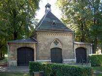 Trauerhalle auf dem Friedhof Laucha - am 10.09.2006