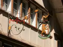 Trogen, Aush�ngeschild des ehemaliges Gasthauses L�wen, Oberdorf 4 - 18.07.2014