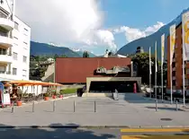 Brig, die Simplonhalle, Aush�ngeschild des Briger Tagungs- und Kongressangebotes - 02.07.2015