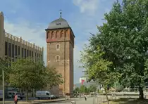 Der rote Turm in Chemnitz.
Aufgenommen im September 2016.
