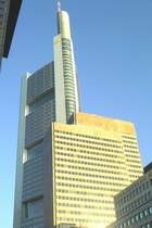 Der Commerzbank Tower ist der h�chste Wolkenkratzer Frankfurt und Deutschlands. 