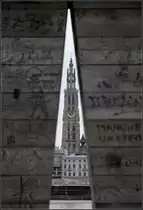 . Eine Art Schl�ssellochblick -

... auf die Liebfrauenkathedrale zu Antwerpen.

19.06.2016 (M)

