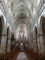 L´Epine, Innenraum der Basilika Notre-Dame (09.07.2016)