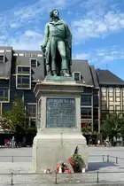 Stra�burg, Denkmal f�r General Kleber (1753-1800) auf dem Kleberplatz, Napoleons General starb w�hrend des �gyptenfeldzuges und ist unter dem Denkmal begraben, Juli 2016 