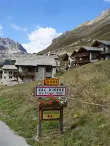 H�user am Ortsbeginn von Val-d’Is�re (24.09.2016)
