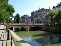 Stra�burg, die Kroneburjierbruck (Pont de Saverne) �ber den Ill-Kanal, Aug.2016
