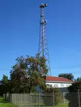 Eichstetten am Kaiserstuhl, ein Sendemast am Ortsrand, Okt.2014