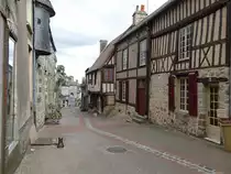 Domfront, H�user in der Grande Rue (11.07.2016)