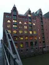 Hamburg am 15.12.2016: ehemaliges Speichergeb�ude am Sandtorkai  23-24, Fleetseite /