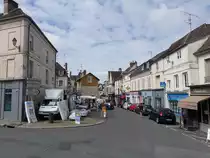 Magny-en-Vexin, H�user in der Rue Carnot (16.07.2016)