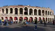 Verona, r�misches Amphitheater am Piazza Bra (07.10.2016)
