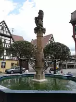 Steinheim an der Murr, Rathausbrunnen in der Marktstra�e (26.06.2016)