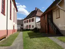 Jechtingen, Pfarrhaus der kath. Pfarrgemeinde in der Kirchstra�e (14.08.2016)