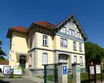 Breisach, Villa im Lindengarten, erbaut 1902, gegen�ber vom Bahnhofsgeb�ude, April 2017