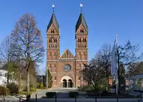 Kath. Kirche St. Germanus (Frontbild) in Wesseling - 14.02.2017