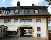 St.Blasien, das Torhaus  Faschianstor , der Eingang zum Klostergel�nde, Sept.2015