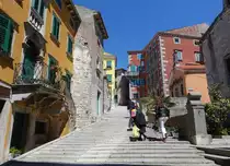 Labin, historische H�user in der Stra�e des 1. Mai (29.04.2017)