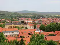 Ein weiterer Blick am 19. Mai 2017 �ber Blankenburg von Weg in Richtung Schloss Blankenburg.