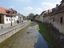 Samobor, H�user entlang des Gradna Bachs in der Altstadt (01.05.2017)