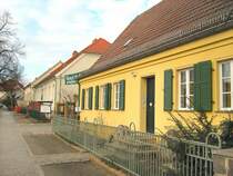 Auch das ist Berlin. ALt-Marzahn - die Hochh�user stehen nur wenige Minuten weiter. Aufnahme vom 17. 1. 2008