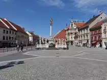 Maribor, Pests�ule am Hauptplatz Glavni Platz (04.05.2017)