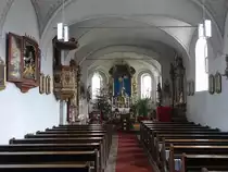 Arbing, Alt�re und Kanzel in der St. Georg Kirche (25.12.2016)