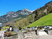 Fl�elen, Friedhof. Blick in Richtung Rophaien - 22.04.2015