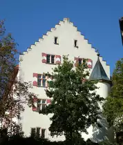 Tiengen, der m�chtige Stufengiebel auf der Ostseite des Neuen Schlo�es, erbaut um 1575, Sept.2015