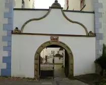 Tiengen, das Eingangsportal zum Schlo�, im Renaissancestil, Sept.2015