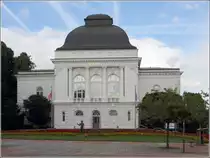Rendsburg. Das Stadttheater wurde 1901 eingeweiht. Heute wird es vom Schleswig-Holsteinischen Landestheater bespielt. 04.07.2017