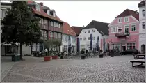 Rendsburg. H�user am Altst�dter Markt. Hier und auf dem Schiffbr�ckenplatz findet in der Adventszeit der Weihnachtsmarkt statt. 05.07.2017