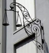 Einsiedeln, Haus zur Waage in der Hauptstra�e, Mai 2017