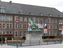 28. Juni 2017, Reiterstandbild von Johann Wilhelm II. Jan Wellem vor dem Rathaus in D�sseldorf.