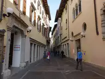 Cividale del Friuli, H�user in der Via Paolino de Aquileia (06.05.2017)