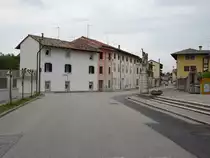 Mereto di Tomba, H�user in der Via Armando Diaz (06.05.2017)