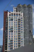 DEN HAAG, 06.08.2017, moderne Architektur nahe der Centraalstation