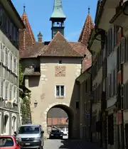 Porrentruy, das Stadttor  Porte de France  stadtausw�rts gesehen, 1563 erbaut als Teil der Stadtbefestigung, Mai 2017